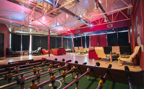 Арендовать Cosmo lounge loft&smouke. Лофт с настольными играми в ТЦ