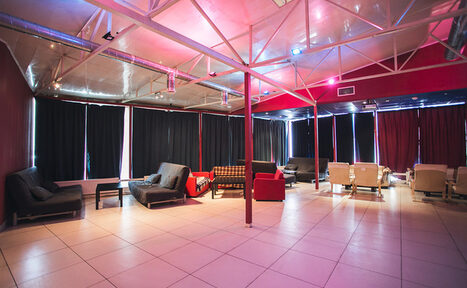 Арендовать Cosmo lounge loft&smouke. Лофт с настольными играми в ТЦ