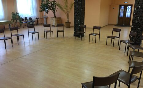 Арендовать Просторный зал в центре