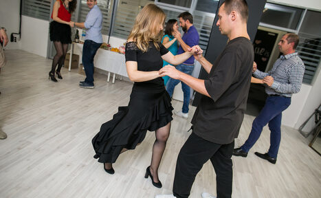 Арендовать БерсЛофт Лофт со стеклянной стеной