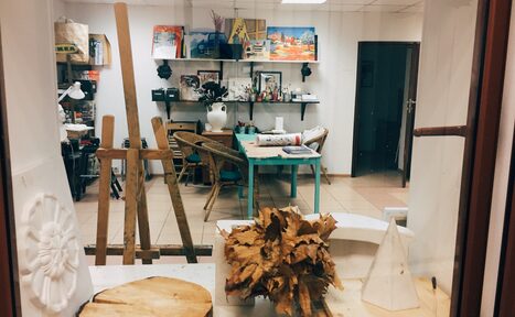 Арендовать Лофт с мальбертами