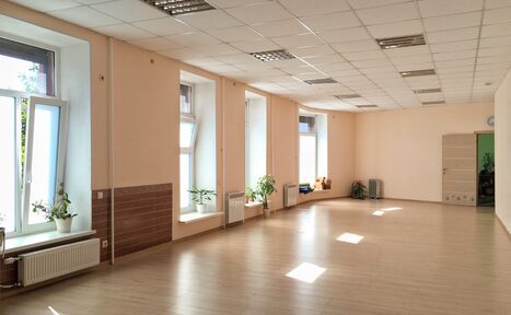 Арендовать Loft Teplo Просторный зал в Озерках
