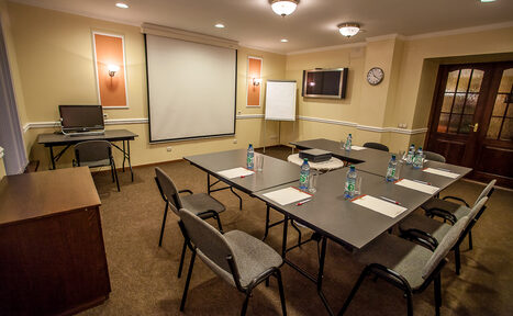 Арендовать Гостиница "АСТЕРИЯ" Конференц-зал гостиницы