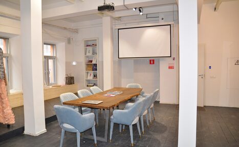 Арендовать Двойной белый лофт 