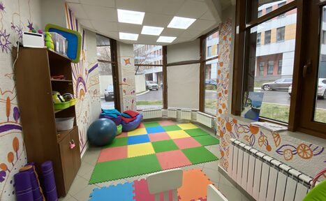 Арендовать Акваклуб FAMILIA Светлый кабинет в арт-пространстве