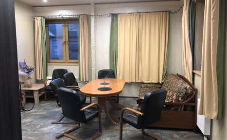 Арендовать Загородный дом с камином 