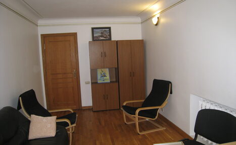 Арендовать Академия развития Личности Оборудованный кабинет в центре