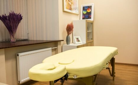 Арендовать Кабинет с массажным столом