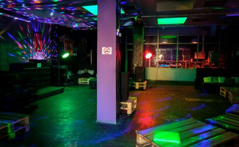 Арендовать Фотостудия WhitePlace. Лофт-кальянная 