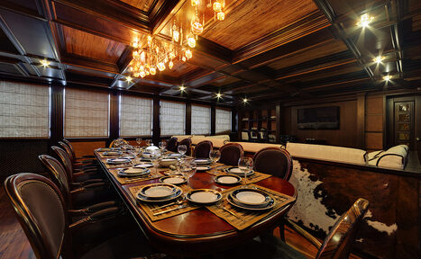 Арендовать Самая большая яхта Москвы