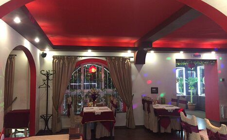 Арендовать Кафе у Туана