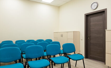 Арендовать AXIO.center Светлый зал с высокими потолками