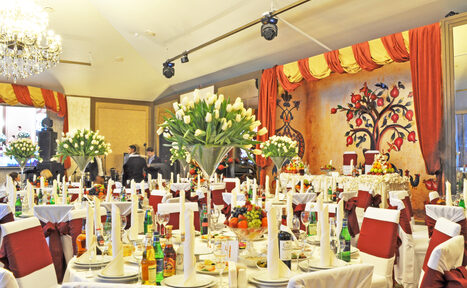 Арендовать Банкетный зал с летней террасой