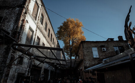 Арендовать Лофт-пространство с внутренним двором 