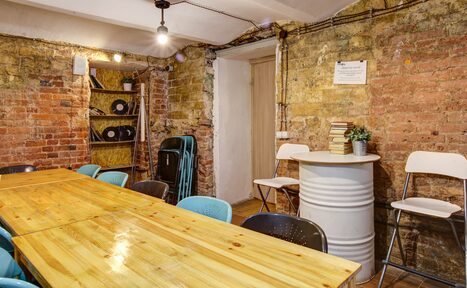 Арендовать CheckPoint Комната для креативных мероприятий 