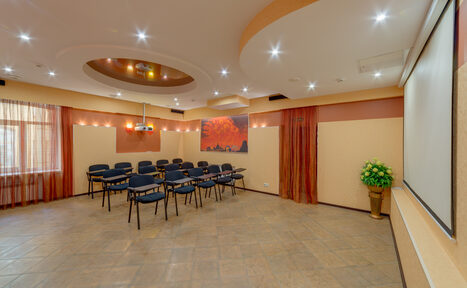 Арендовать Бежевый конференц-зал 