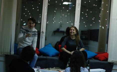 Арендовать Moscow English Club Двухуровневый зал