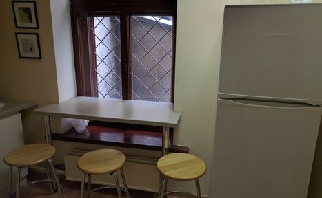 Арендовать Кабинет с кухней на Достоевской