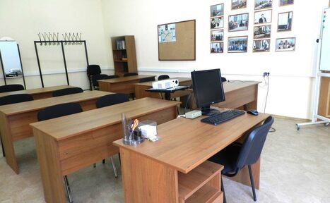 Арендовать Учебный класс с партами