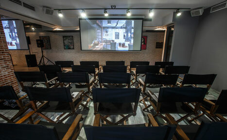 Арендовать Лофт Denisovsky Deluxe Лакшери лофт на Бауманской