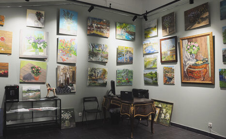 Арендовать Галерея с уютным двориком