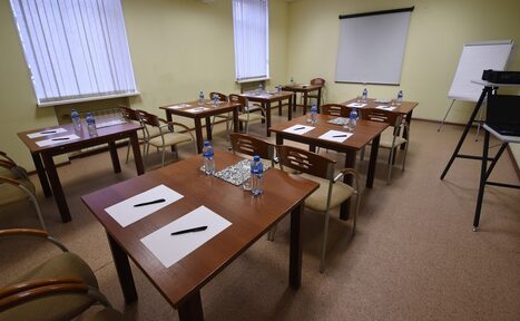 Арендовать City Hotel Group