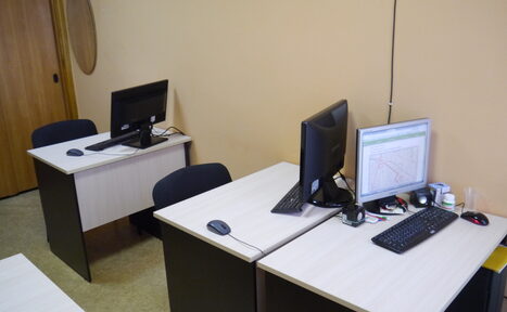 Арендовать Класс с компьютерами и проектором