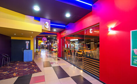 Арендовать Люксор Кинозал с оборудованием в Сергеевом-Посаде