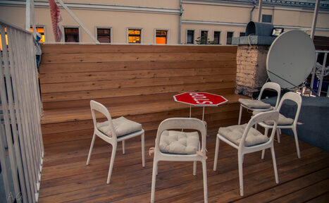 Арендовать RoofTop Веранда в центре города