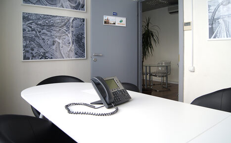 Арендовать Коворкинг ОАК Переговорная комната на севере Москвы