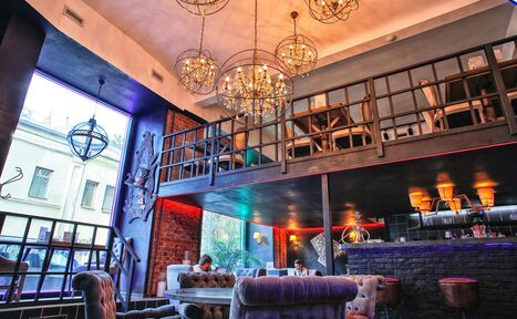 Арендовать Двухуровневое кальянное пространство