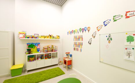 Арендовать Jolly Polly Детский зал с игрушками