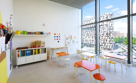 Арендовать Jolly Polly Детский зал