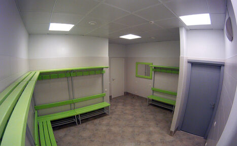 Арендовать Фабрика футбола Спортивная площадка с наливным покрытием