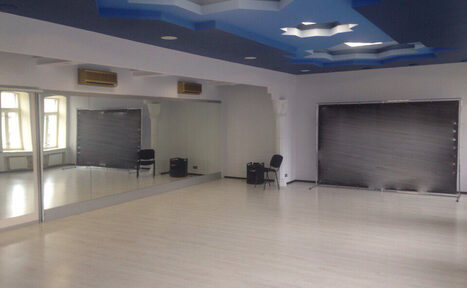 Арендовать Школа танцев Effort Танцевальный зал на Чернышевской