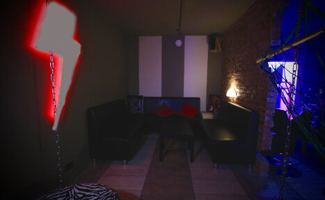 Арендовать Tesla Lounge Кальянная с квестами