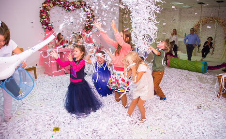 Арендовать Friend Studio Фотостудия в Румянцево