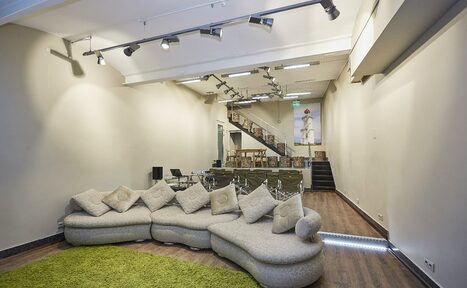 Арендовать Custos Hotels Мини-лофт в центре Москвы