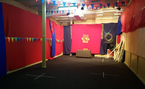 Арендовать Последнее Испытание Фехтовальный зал