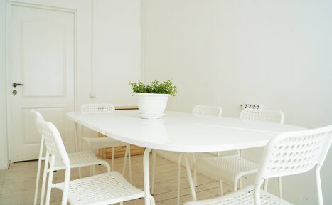 Арендовать Креативный дом От ума. Светлая мастерская