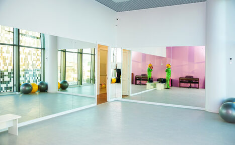 Арендовать Jolly Polly kids club