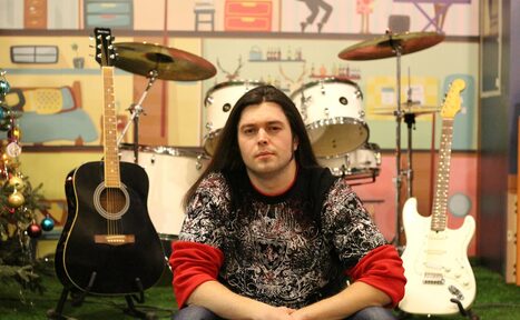 Арендовать Зал со сценой в анти-кафе