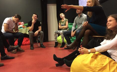 Арендовать Кинокомната в анти-кафе