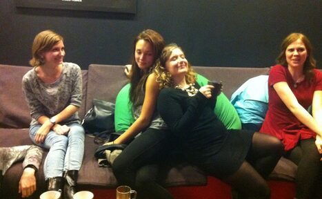 Арендовать Кинокомната в анти-кафе