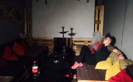 Арендовать Oh, my deer! Кинозал в кальянном клубе