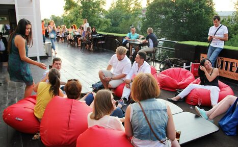 Арендовать Летняя веранда на крыше в центре Москвы