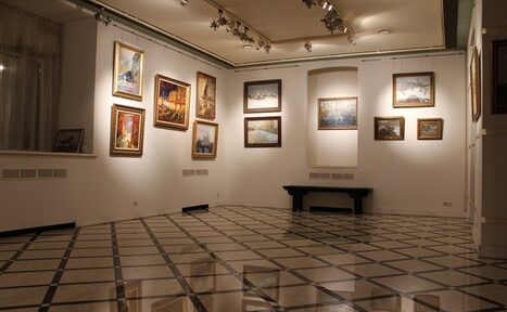 Арендовать Арт-галерея с оборудованием