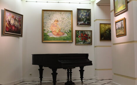 Арендовать Арт-галерея с оборудованием