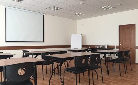 Арендовать Учебная аудитория на Василеостровской
