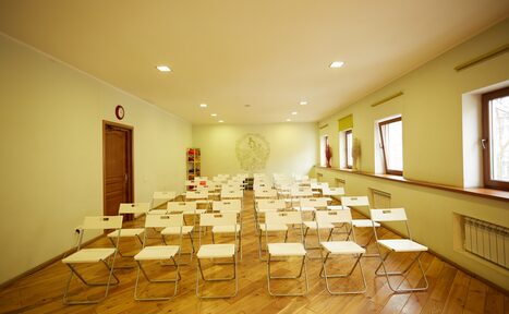 Арендовать Бесценные Дары Тренинг-зал с оборудованием